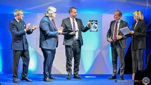 fgi divise freddy lanterna ph di tondo   ferraro 2283